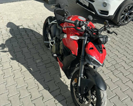 Красный Дукати Стритфайтер, объемом двигателя 1.1 л и пробегом 11 тыс. км за 16999 $, фото 9 на Automoto.ua