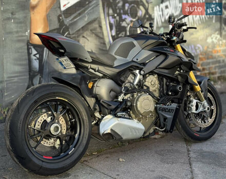 Дукати Стритфайтер, объемом двигателя 0 л и пробегом 5 тыс. км за 25500 $, фото 2 на Automoto.ua