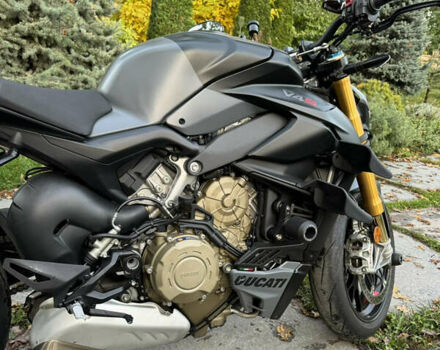 Серый Дукати Стритфайтер, объемом двигателя 1.1 л и пробегом 13 тыс. км за 25500 $, фото 18 на Automoto.ua