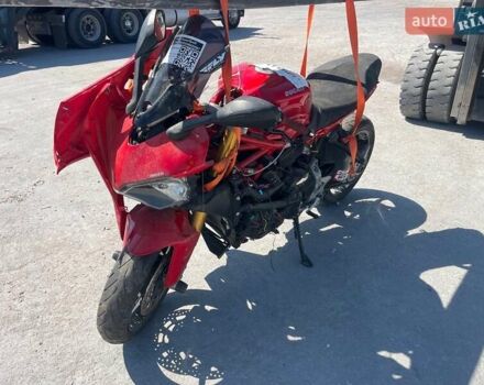 Дукаті Супєрспорт 2017 у Дніпро (Дніпропетровську) на Automoto.ua Червоний Дукаті Супєрспорт, об'ємом двигуна 0.9 л та пробігом 8 тис. км за 10400 $, фото 2 на Automoto.ua