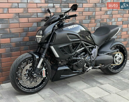 Дукати Diavel 1200 2014 в Днепре (Днепропетровске) на Automoto.ua Черный Дукати Diavel 1200, объемом двигателя 1.2 л и пробегом 24 тыс. км за 5700 $, фото 4 на Automoto.ua