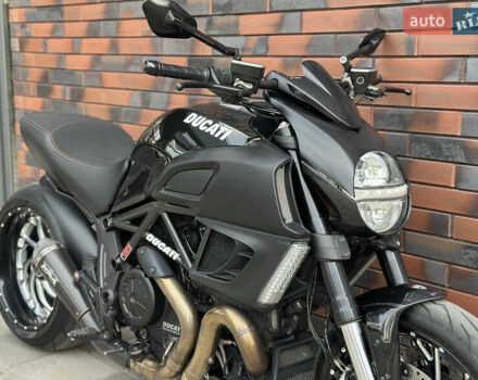 Дукати Diavel 1200 2014 в Днепре (Днепропетровске) на Automoto.ua Черный Дукати Diavel 1200, объемом двигателя 1.2 л и пробегом 24 тыс. км за 5700 $, фото 6 на Automoto.ua