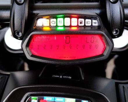 Черный Дукати Diavel 1200, объемом двигателя 1.2 л и пробегом 12 тыс. км за 16900 $, фото 3 на Automoto.ua