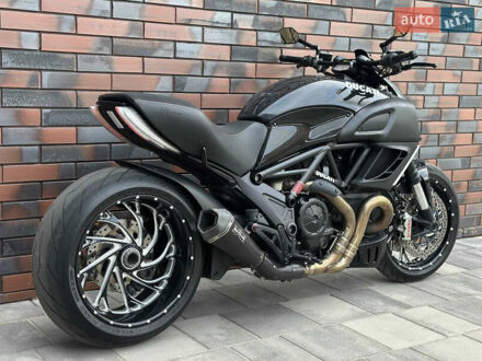 Дукати Diavel 1200 2014 в Днепре (Днепропетровске) на Automoto.ua Черный Дукати Diavel 1200, объемом двигателя 1.2 л и пробегом 24 тыс. км за 5700 $, фото 1 на Automoto.ua