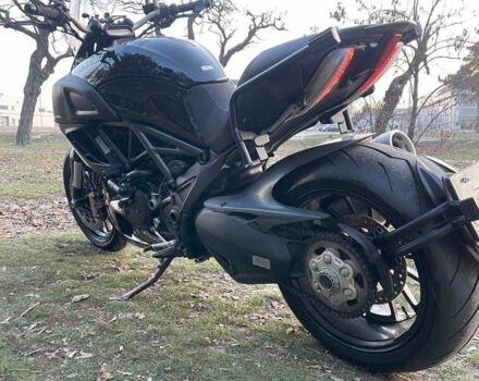 Дукати Diavel 1200 2013 в Днепре (Днепропетровске) на Automoto.ua Дукати Diavel 1200, объемом двигателя 1.2 л и пробегом 0 тыс. км за 12500 $, фото 9 на Automoto.ua