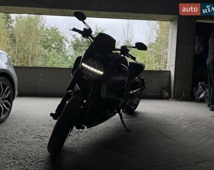 Серый Дукати Diavel 1200, объемом двигателя 1.2 л и пробегом 39 тыс. км за 11000 $, фото 6 на Automoto.ua