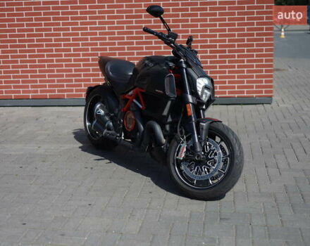 Черный Дукати Diavel 1200 Carbon, объемом двигателя 1.2 л и пробегом 13 тыс. км за 16990 $, фото 8 на Automoto.ua