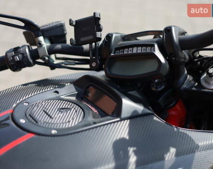 Черный Дукати Diavel 1200 Carbon, объемом двигателя 1.2 л и пробегом 13 тыс. км за 16990 $, фото 18 на Automoto.ua