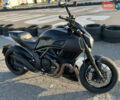 Черный Дукати Diavel 1200 Carbon, объемом двигателя 1.2 л и пробегом 10 тыс. км за 15000 $, фото 6 на Automoto.ua