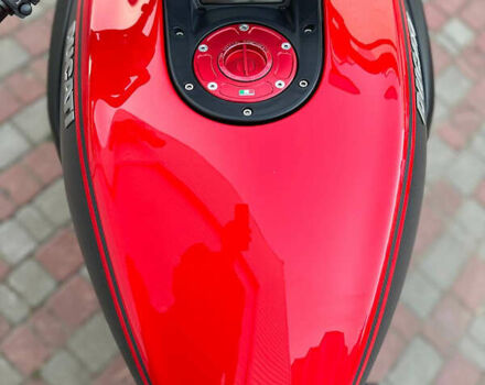 Черный Дукати Diavel 1200 Carbon, объемом двигателя 1.2 л и пробегом 26 тыс. км за 11850 $, фото 5 на Automoto.ua