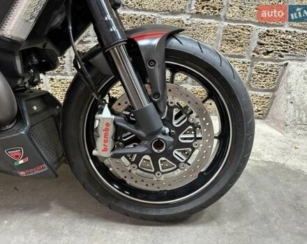 Дукати Diavel 1200 Carbon, объемом двигателя 0 л и пробегом 14 тыс. км за 10700 $, фото 4 на Automoto.ua