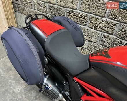 Дукати Diavel 1200 Carbon, объемом двигателя 0 л и пробегом 8 тыс. км за 10500 $, фото 4 на Automoto.ua