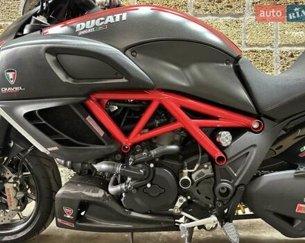 Дукати Diavel 1200 Carbon, объемом двигателя 0 л и пробегом 14 тыс. км за 10700 $, фото 5 на Automoto.ua