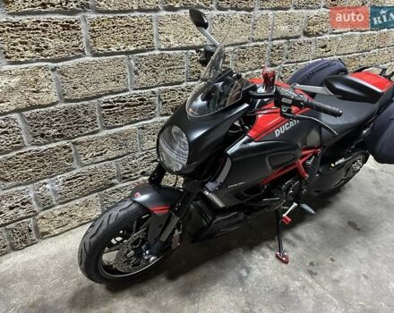 Дукати Diavel 1200 Carbon, объемом двигателя 0 л и пробегом 8 тыс. км за 10500 $, фото 2 на Automoto.ua
