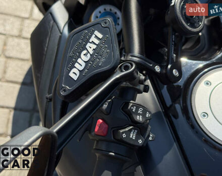 Черный Дукати Diavel 1260S, объемом двигателя 1.26 л и пробегом 25 тыс. км за 22000 $, фото 6 на Automoto.ua