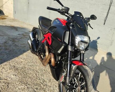 Червоний Дукаті Diavel Carbon, об'ємом двигуна 1.2 л та пробігом 24 тис. км за 9500 $, фото 1 на Automoto.ua