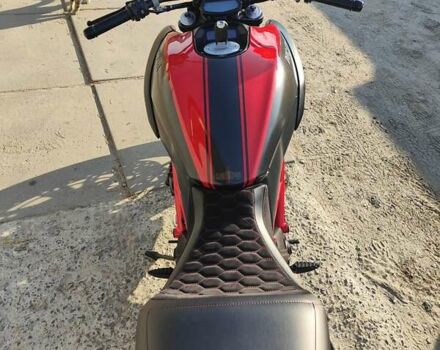 Червоний Дукаті Diavel Carbon, об'ємом двигуна 1.2 л та пробігом 24 тис. км за 9500 $, фото 3 на Automoto.ua
