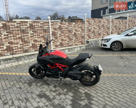 Дукати Diavel Carbon, объемом двигателя 1.2 л и пробегом 14 тыс. км за 13000 $, фото 4 на Automoto.ua