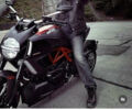Дукати Diavel Carbon, объемом двигателя 1.2 л и пробегом 14 тыс. км за 13000 $, фото 1 на Automoto.ua