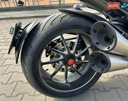 Дукати Diavel Carbon, объемом двигателя 1.2 л и пробегом 14 тыс. км за 14300 $, фото 5 на Automoto.ua