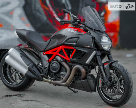 Дукати Diavel Carbon, объемом двигателя 0 л и пробегом 30 тыс. км за 13000 $, фото 1 на Automoto.ua