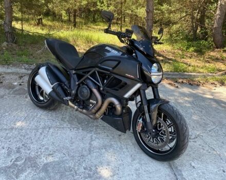 Дукати Diavel Carbon, объемом двигателя 1.25 л и пробегом 0 тыс. км за 5300 $, фото 1 на Automoto.ua