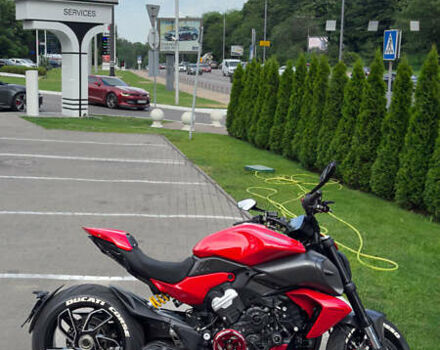 Красный Дукати Diavel V4 1158, объемом двигателя 0 л и пробегом 7 тыс. км за 31000 $, фото 1 на Automoto.ua
