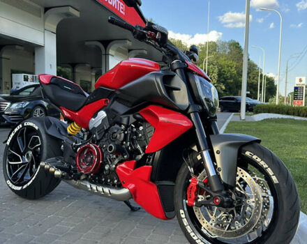 Красный Дукати Diavel V4 1158, объемом двигателя 0 л и пробегом 7 тыс. км за 31000 $, фото 3 на Automoto.ua