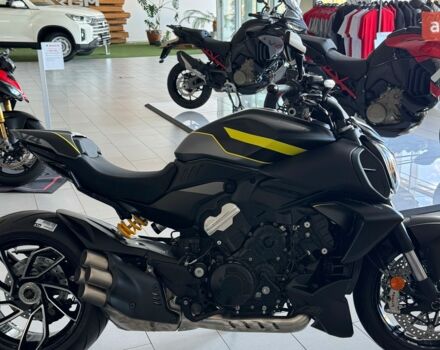 Дукаті Diavel V4 1158, об'ємом двигуна 1.16 л та пробігом 0 тис. км за 34566 $, фото 22 на Automoto.ua