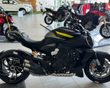 Дукаті Diavel V4 1158, об'ємом двигуна 1.16 л та пробігом 0 тис. км за 34566 $, фото 23 на Automoto.ua