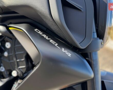 Дукаті Diavel V4 1158, об'ємом двигуна 1.16 л та пробігом 0 тис. км за 34566 $, фото 19 на Automoto.ua