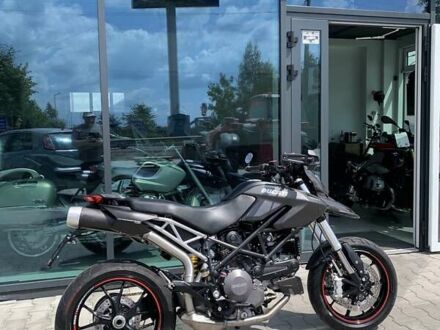 Дукаті Hypermotard 796 2010 у Рівному на Automoto.ua Чорний Дукаті Hypermotard 796, об'ємом двигуна 0.8 л та пробігом 24 тис. км за 6999 $, фото 1 на Automoto.ua
