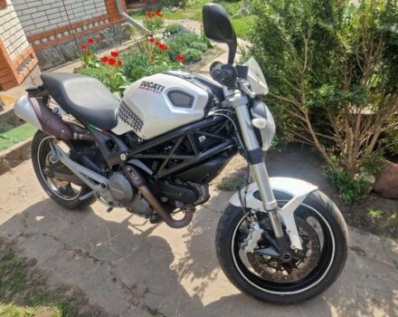 Дукати Monster 696, объемом двигателя 0.7 л и пробегом 0 тыс. км за 3000 $, фото 1 на Automoto.ua