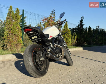 Білий Дукаті Monster 797, об'ємом двигуна 0.8 л та пробігом 15 тис. км за 7900 $, фото 2 на Automoto.ua