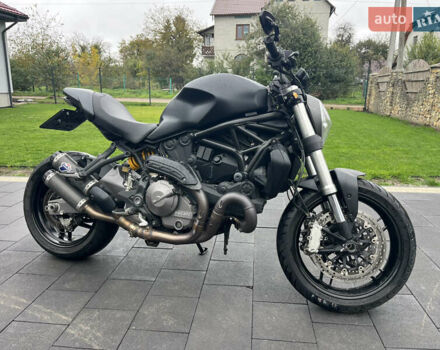 Черный Дукати Monster 821, объемом двигателя 0.82 л и пробегом 28 тыс. км за 8900 $, фото 4 на Automoto.ua