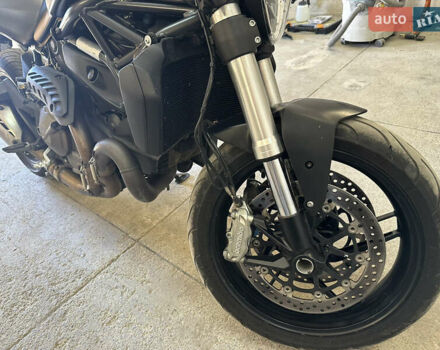 Дукати Monster 821, объемом двигателя 0.85 л и пробегом 13 тыс. км за 7600 $, фото 5 на Automoto.ua