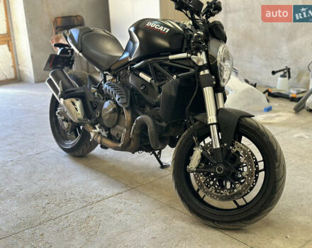 Дукати Monster 821, объемом двигателя 0.85 л и пробегом 13 тыс. км за 7600 $, фото 1 на Automoto.ua