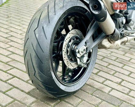 Дукати Monster Plus 937, объемом двигателя 0.9 л и пробегом 3 тыс. км за 9999 $, фото 5 на Automoto.ua