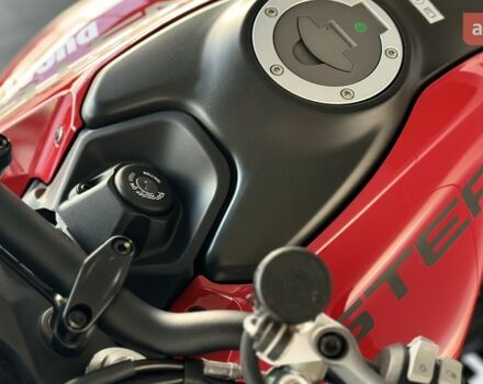 Дукати Monster Plus 937 2025 года купить новое авто Дукати Monster Plus 937 2025 года от официального дилера Ducati «УКРАВТО КИЇВ» Дукати фото