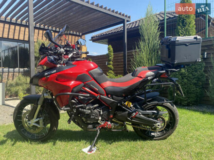 Дукаті Multistrada 950 2019 у Сумах на Automoto.ua Червоний Дукаті Multistrada 950, об'ємом двигуна 0.94 л та пробігом 27 тис. км за 14000 $, фото 1 на Automoto.ua