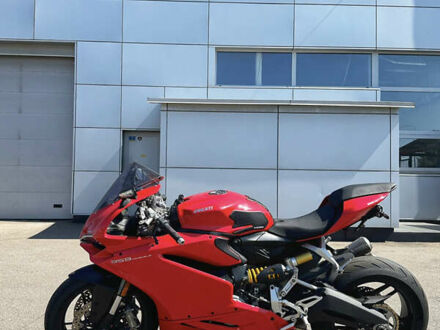 Дукати Panigale 959 2015 в Киеве на Automoto.ua Красный Дукати Panigale 959, объемом двигателя 1 л и пробегом 17 тыс. км за 13000 $, фото 1 на Automoto.ua