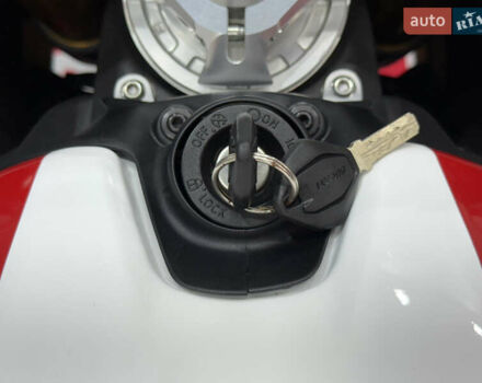 Дукаті Panigale V2, об'ємом двигуна 0.96 л та пробігом 5 тис. км за 24700 $, фото 13 на Automoto.ua
