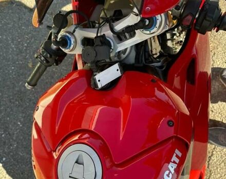 Красный Дукати Panigale V4, объемом двигателя 1 л и пробегом 20 тыс. км за 6500 $, фото 5 на Automoto.ua