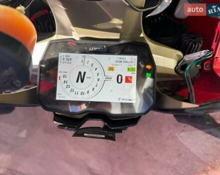 Красный Дукати Panigale V4, объемом двигателя 1 л и пробегом 20 тыс. км за 6500 $, фото 7 на Automoto.ua
