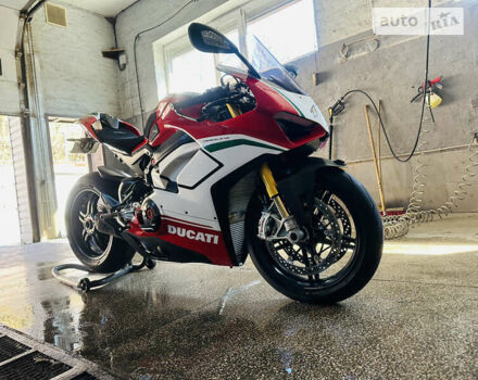 Красный Дукати Panigale V4S, объемом двигателя 1.1 л и пробегом 3 тыс. км за 39900 $, фото 7 на Automoto.ua