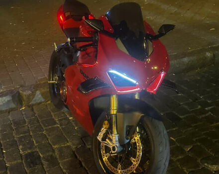 Красный Дукати Panigale V4S, объемом двигателя 1.1 л и пробегом 26 тыс. км за 26000 $, фото 1 на Automoto.ua