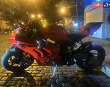 Красный Дукати Panigale V4S, объемом двигателя 1.1 л и пробегом 26 тыс. км за 26000 $, фото 4 на Automoto.ua