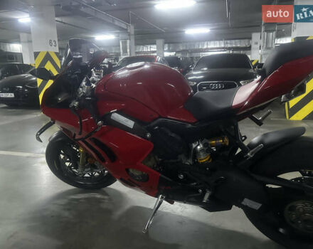 Красный Дукати Panigale V4S, объемом двигателя 1.1 л и пробегом 26 тыс. км за 26000 $, фото 8 на Automoto.ua