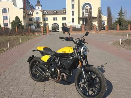 Дукаті Scrambler Full Throttle 803 2019 у Києві на Automoto.ua Жовтий Дукаті Scrambler Full Throttle 803, об'ємом двигуна 0 л та пробігом 2 тис. км за 10699 $, фото 1 на Automoto.ua