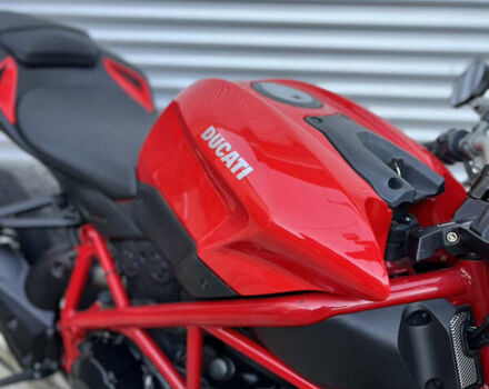 Красный Дукати Streetfighter 848, объемом двигателя 0 л и пробегом 18 тыс. км за 10900 $, фото 5 на Automoto.ua